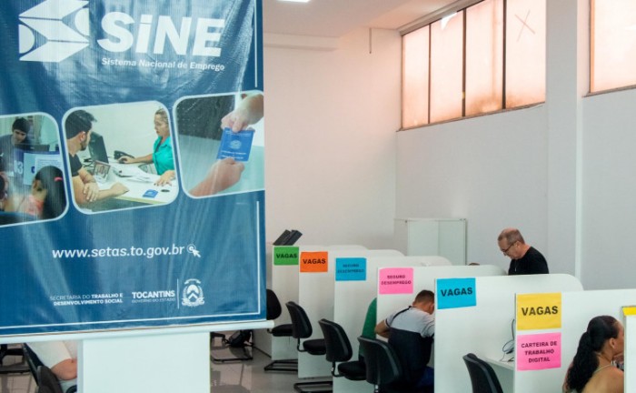 Além do atendimento presencial os trabalhadores interessados em concorrer às vagas podem acessar o Aplicativo Sine Fácil - Foto: Carlessandro Souza/Governo do Tocantins